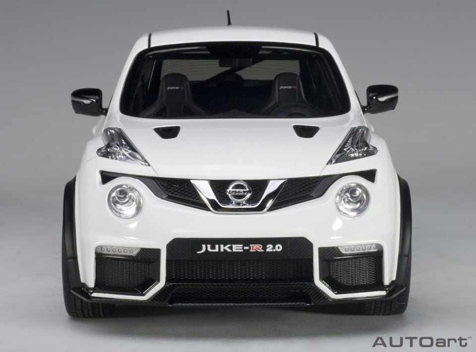 AUTOART NISSAN JUKE-R 2.0 1:18 (77456)