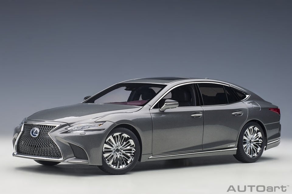 AUTOART LEXUS LS 500H 1:18 (78867)