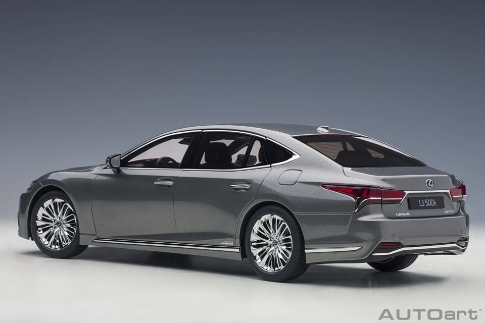 AUTOART LEXUS LS 500H 1:18 (78867)