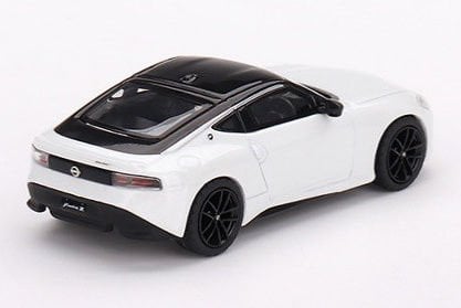 MINI GT NISSAN Z PERFORMANCE 1:64