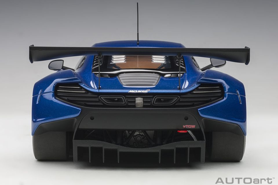 AUTOART MCLAREN 650S GT3 PLAIN BODY 1:18 (81641)