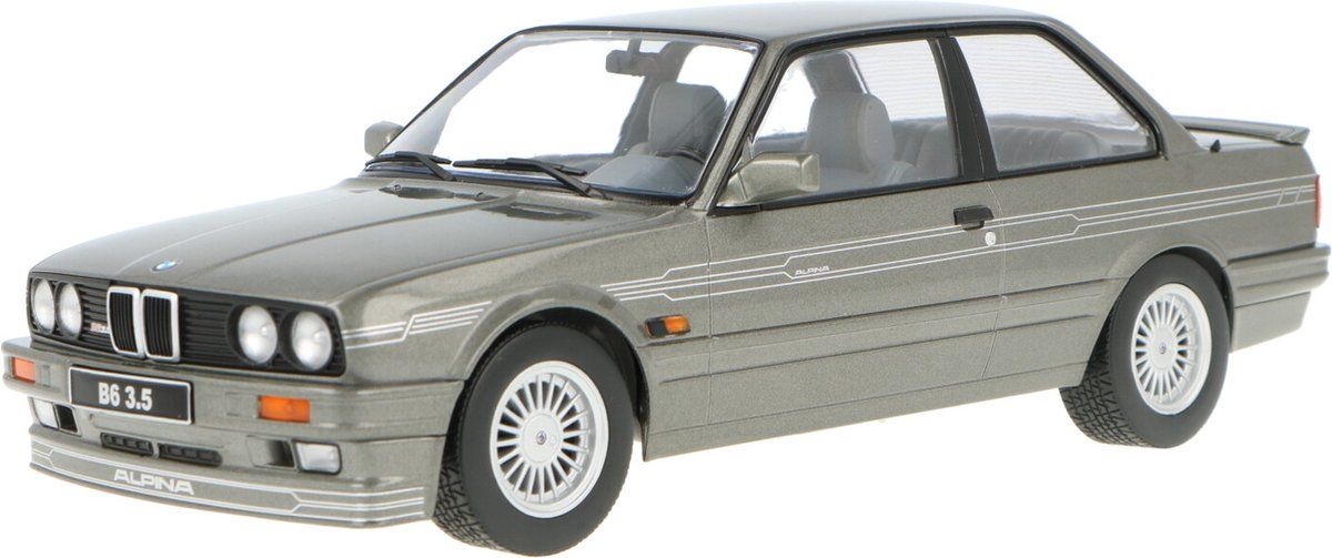 KK SCALE BMW ALPİNA B6 3.5 1988 1:18 (KKDC180703)