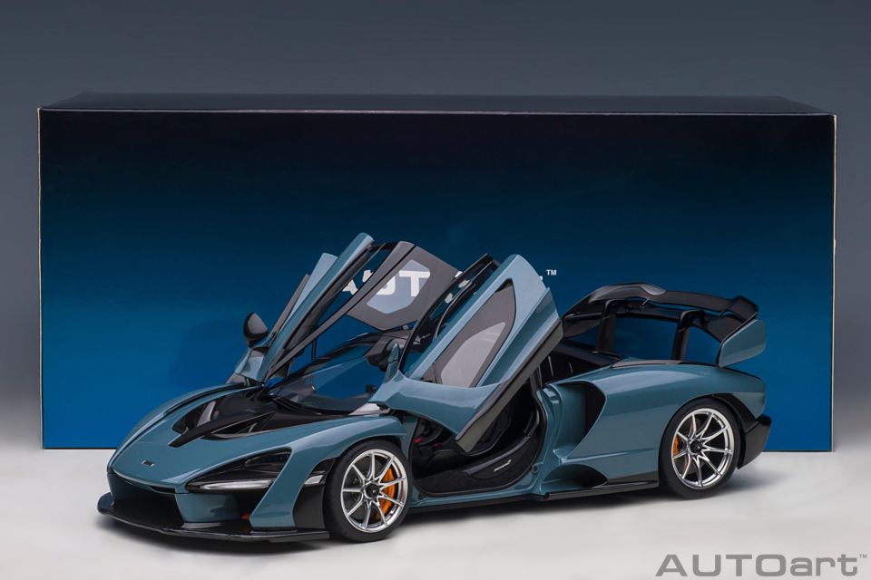 AUTO ART MCLAREN SENNA (76077) 1:18