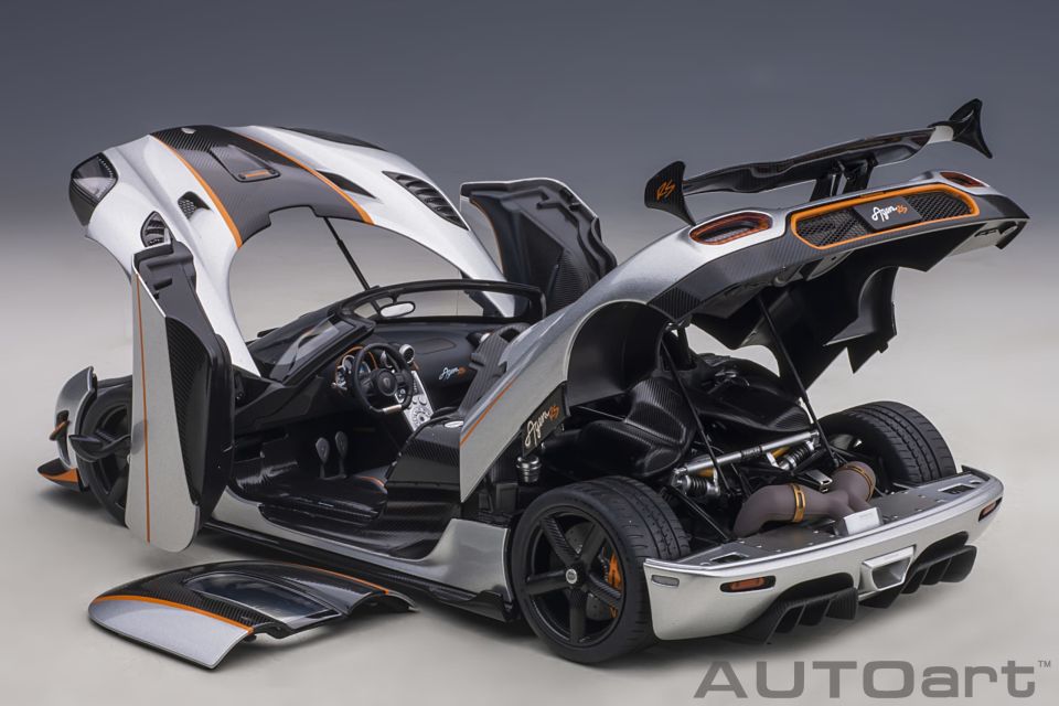 AUTO ART KOENIGSEGG AGERA RS (79024) 1:18