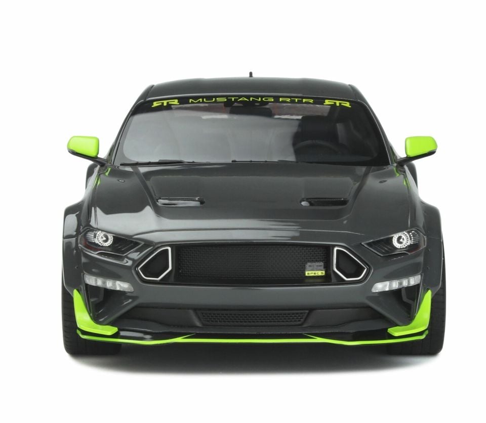 GT SPIRIT MUSTANG SPEC 5 1:18 (GT384)