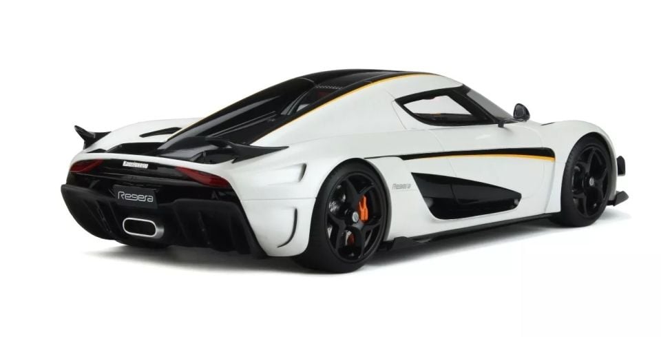 GT SPIRIT KOENIGSEGG REGERA 2018 1:18 (GT391)