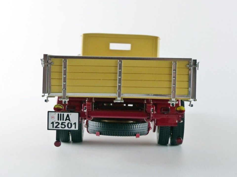 CMC MERCEDES LKW LO 2750 1934-38 (M169) 1:18