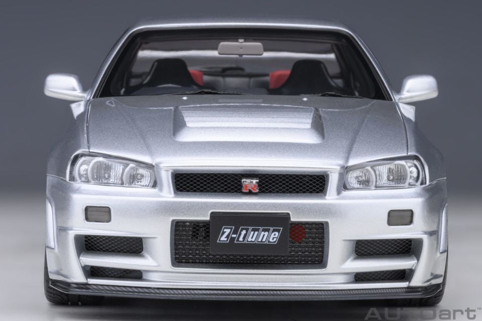 AUTOART NISSAN SKYLINE GT-R (R34) Z-TUNE 1:18 (77461)