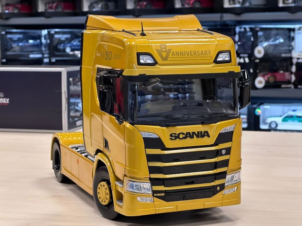 IXO MODELS PREMIUM CLASSXXS SCANIA R500 2019 1:18