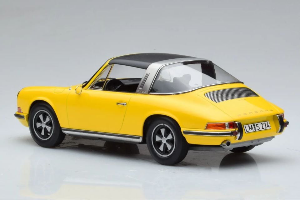 NOREV PORSCHE 911 E TARGA 1969 1:18 (187643)