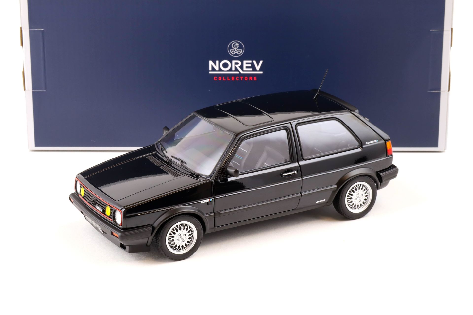 NOREV VOLKSWAGEN GOLF 2 GTI MATCH 1989 1:18 (188559)