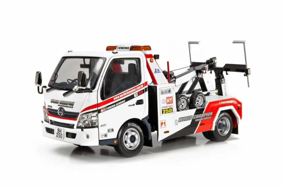 1:18 HİNO 300 World Champion Tow Truck