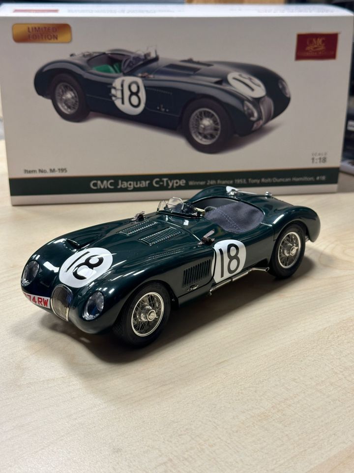 CMC JAGUAR C-TYPE (M-195) 1:18