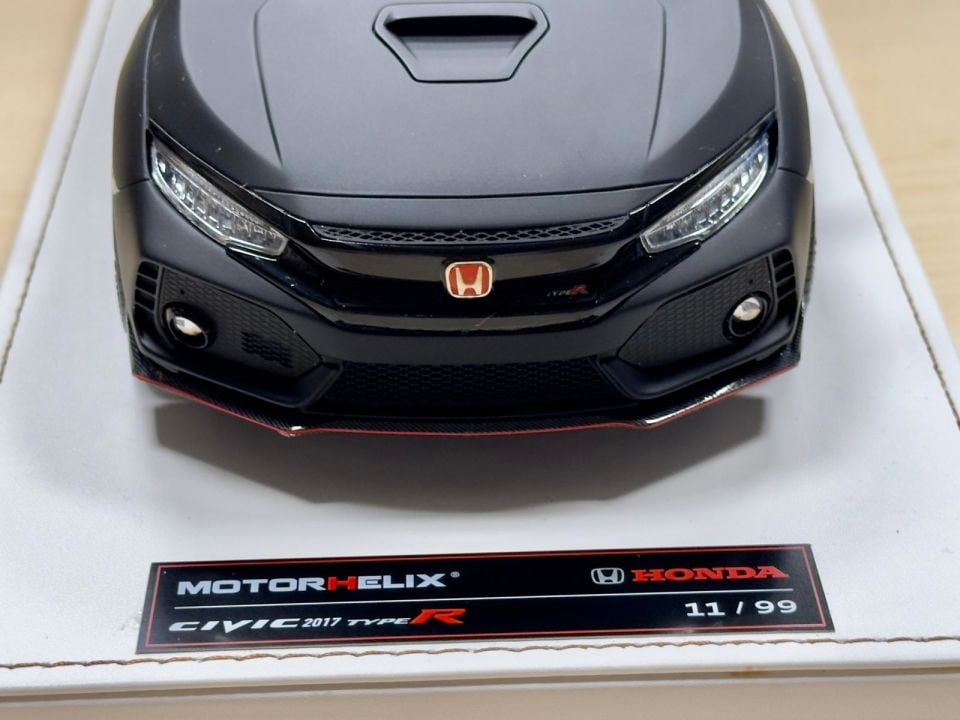 MOTORHELİX 1:18 HONDA CİVİC TYPER 2017 (RESİN SERİES) LİMİTED