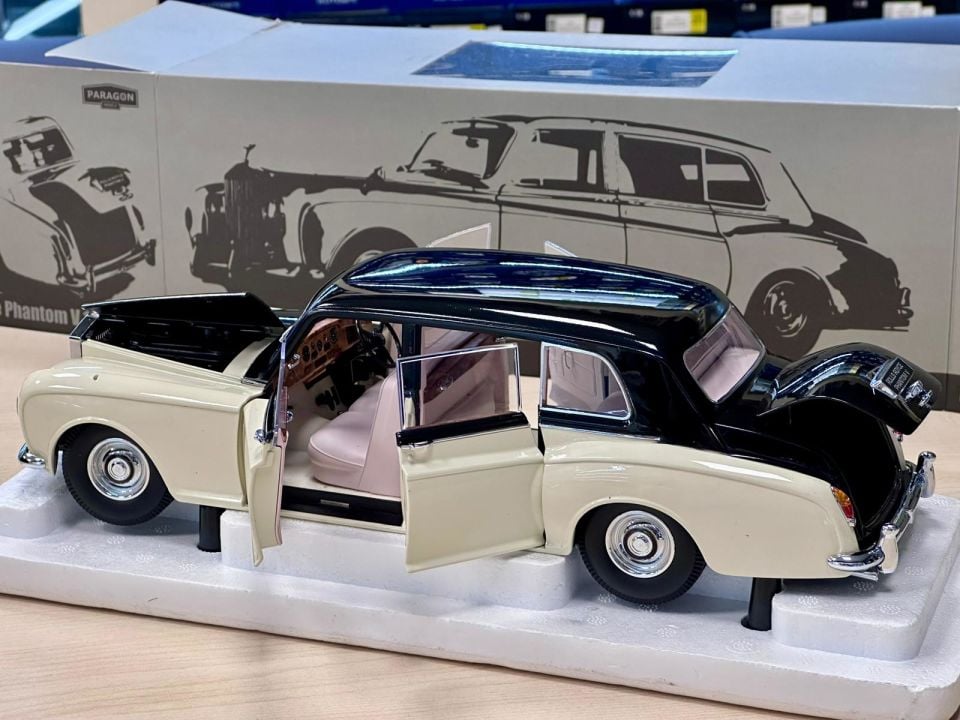 PARAGON 1:18 1964 ROLLS ROYCE PHANTOM V