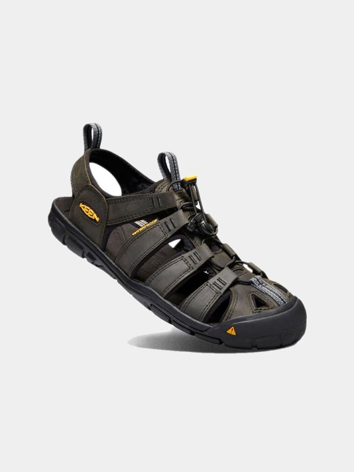 KEEN ERKEK AYAKKABI CLEARWATER CNX LEATHER - DERI ERKEK SANDALET MAGNET-BLACK - 44