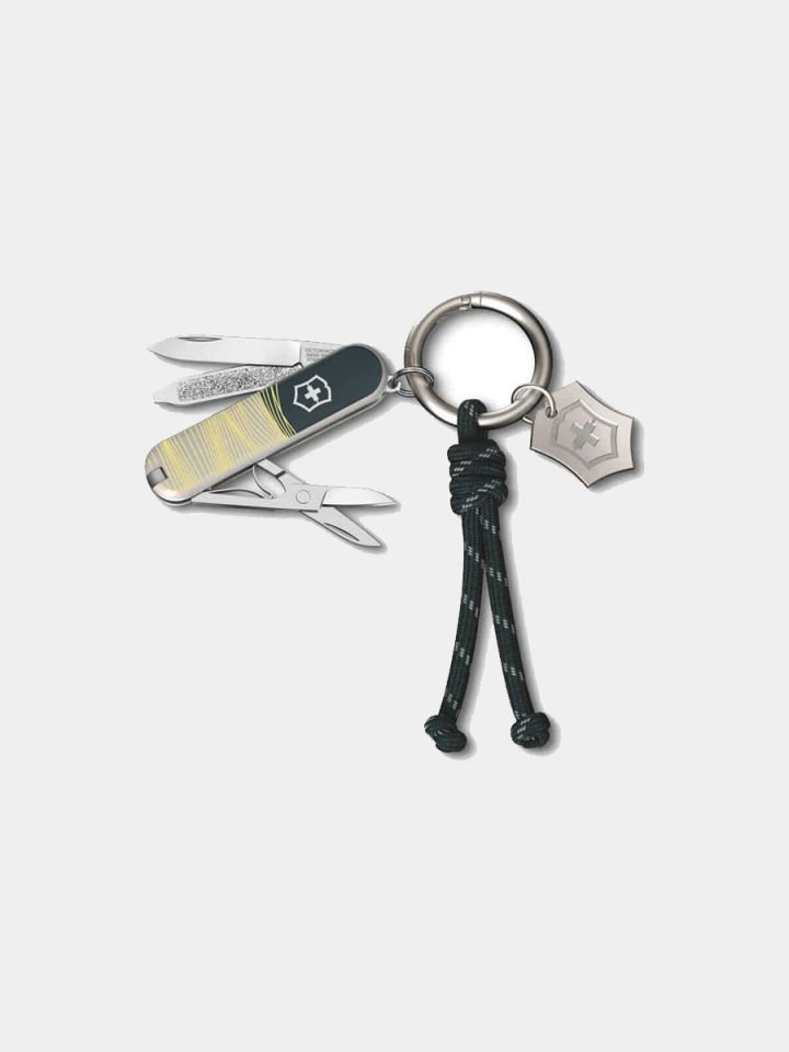 VICTORINOX Classic SD Çakı, New York Style