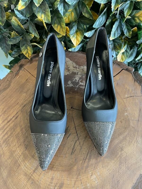 Pierre Cardin Önü ve Topuğu Taşlı Siyah Stiletto 52610