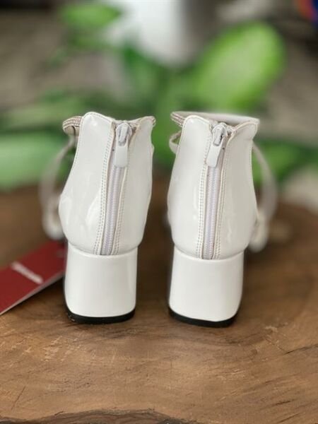 Pierre Cardin Bilek Bağcığı Taşlı Beyaz Rugan Kadın Ayakkabı  52215
