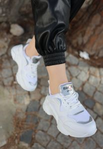 Wita Beyaz Cilt Bağcıklı Spor Ayakkabı