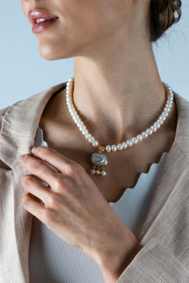 Love of Pearls Kolye