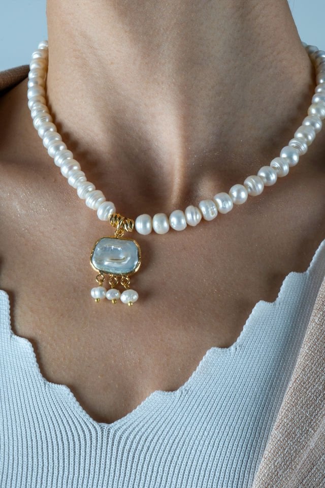 Love of Pearls Kolye
