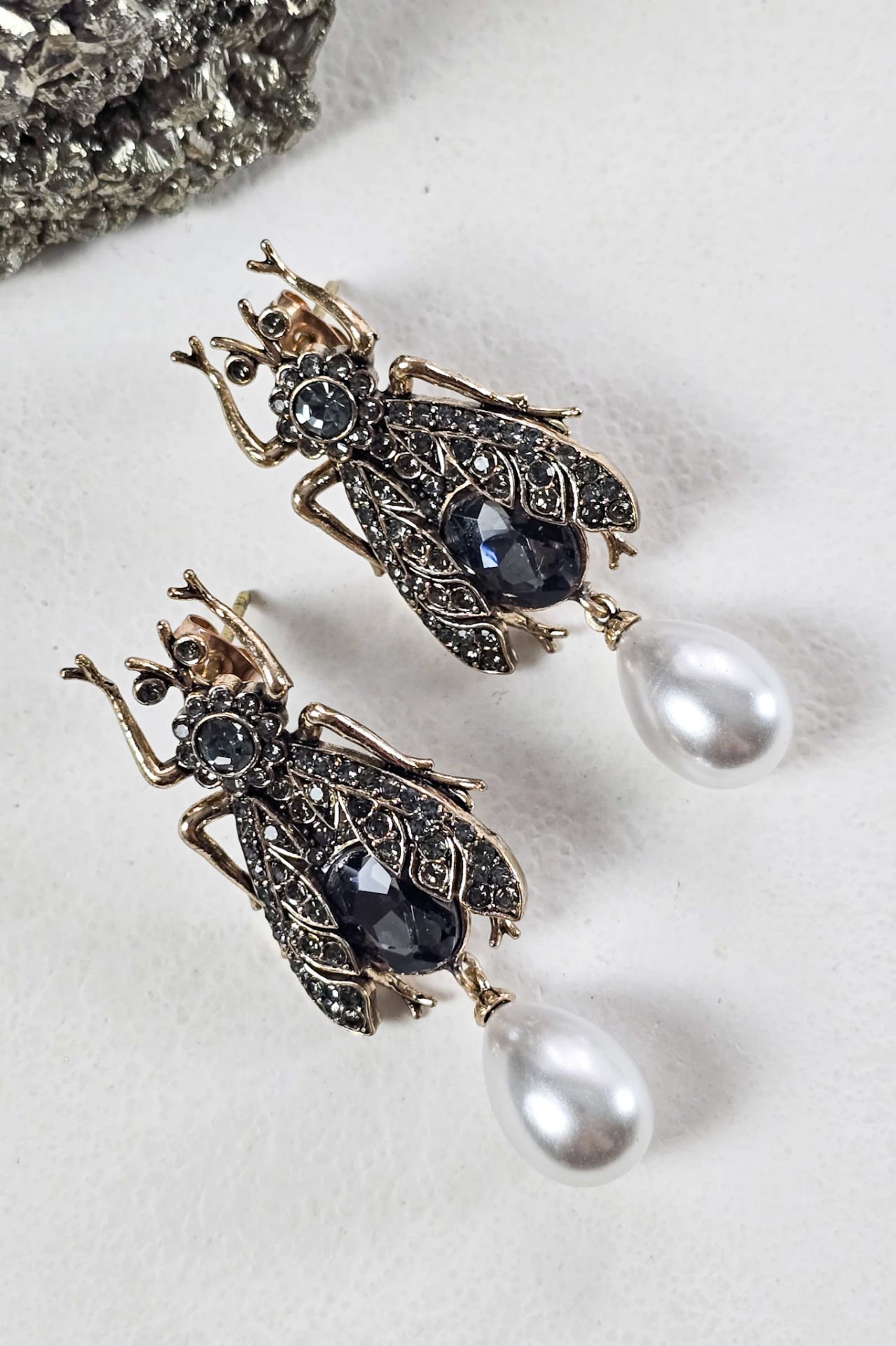 Ant Of Pearl Küpe
