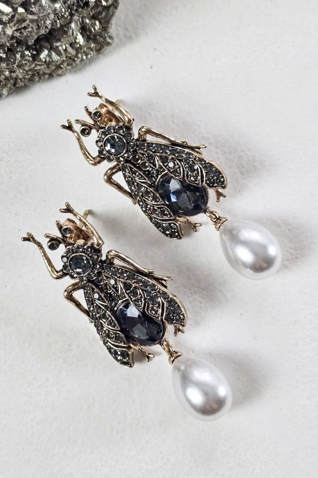 Ant Of Pearl Küpe