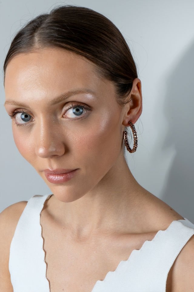 Zirkon Taşlı Bronz Küpe