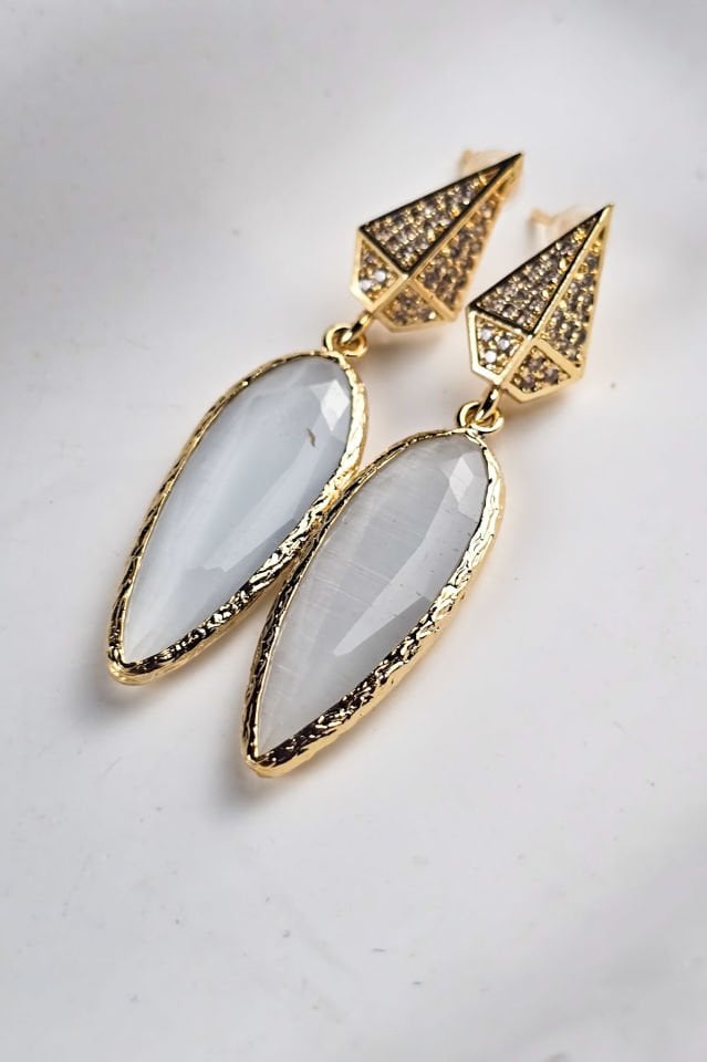 Celeste Kedi Gözü Küpe Beyaz