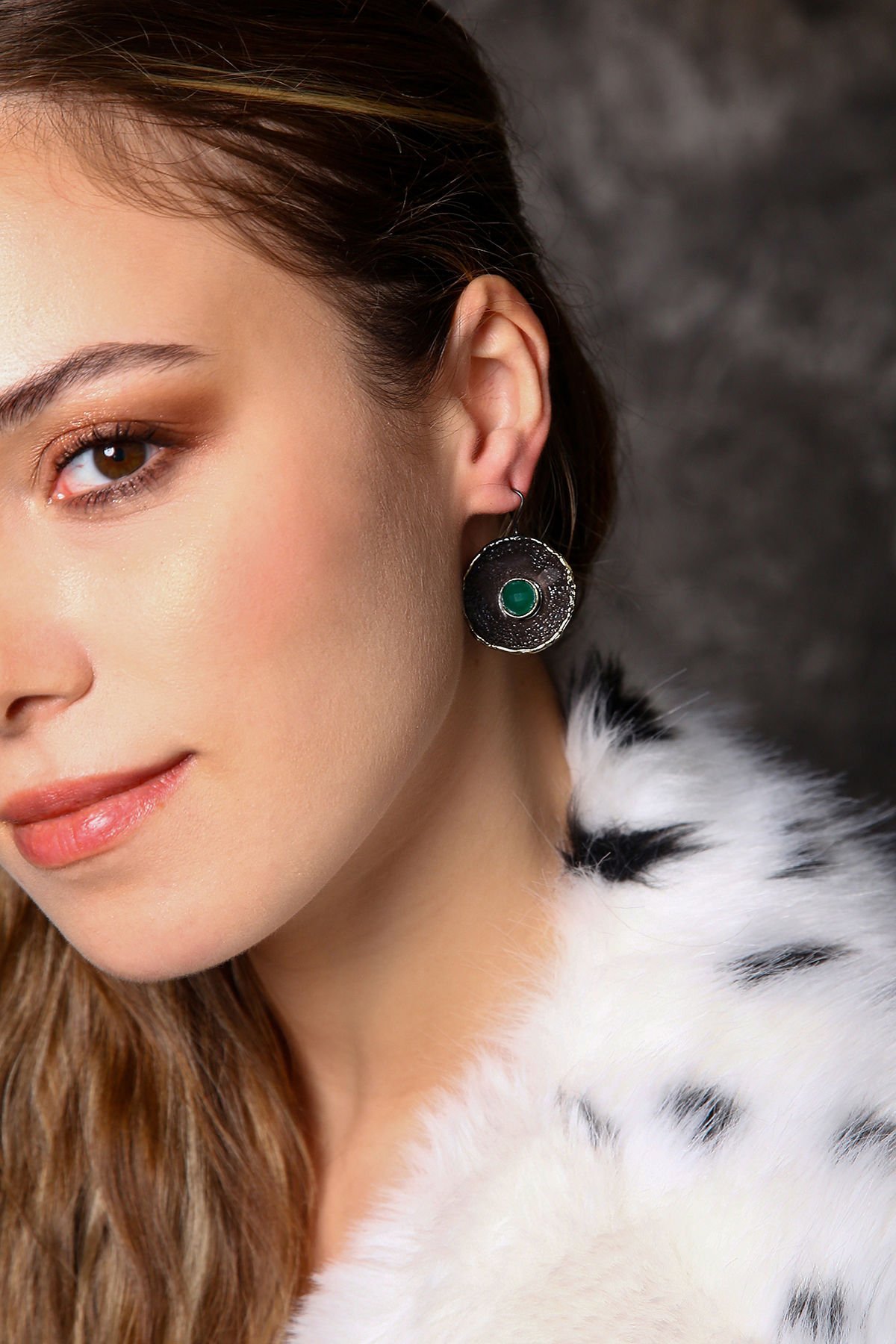 Yeşil Yankı Küpe Küpe