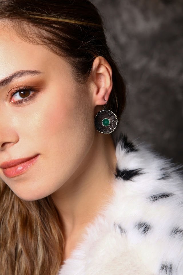 Yeşil Yankı Küpe Küpe