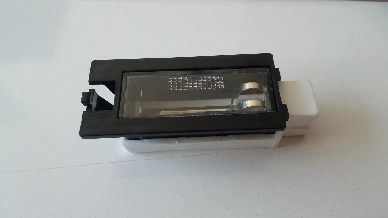 R11 TXE Flash R21 Clio 1-I Plaka Aydınlatma Lambası 7702188943 -Pleksan