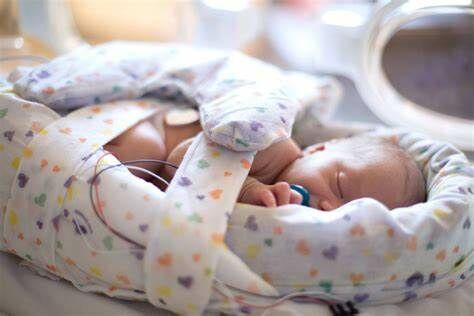 Bebekler için Güvenli ve Konforlu Baby Nest Modelleri