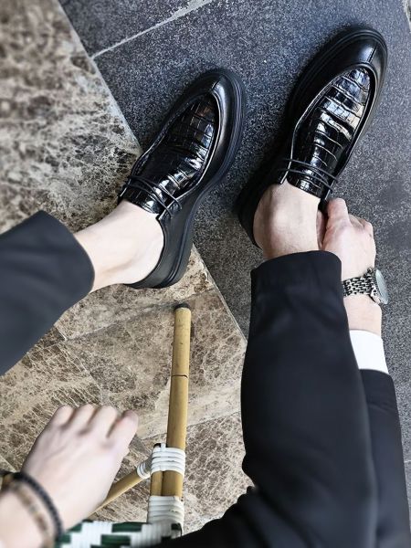 SCHWARZES CROCCO GODIVA HERREN-LEDER-FREIZEITSCHUHE SCHWARZES KROKO - 39