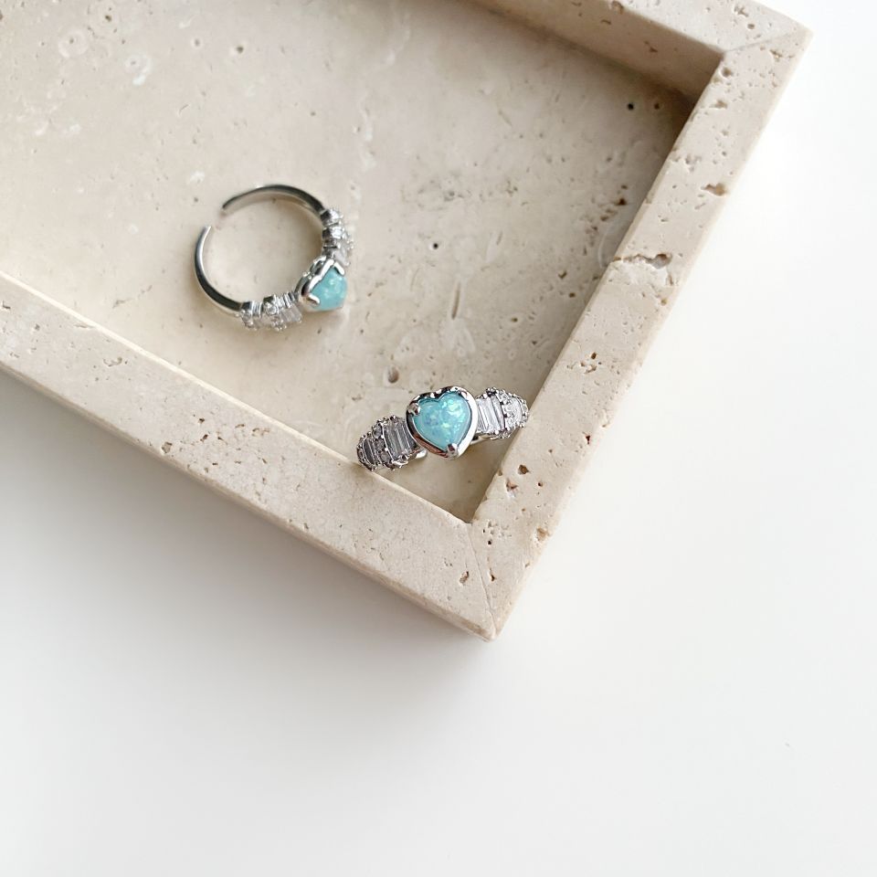 Viola Blue | VIP