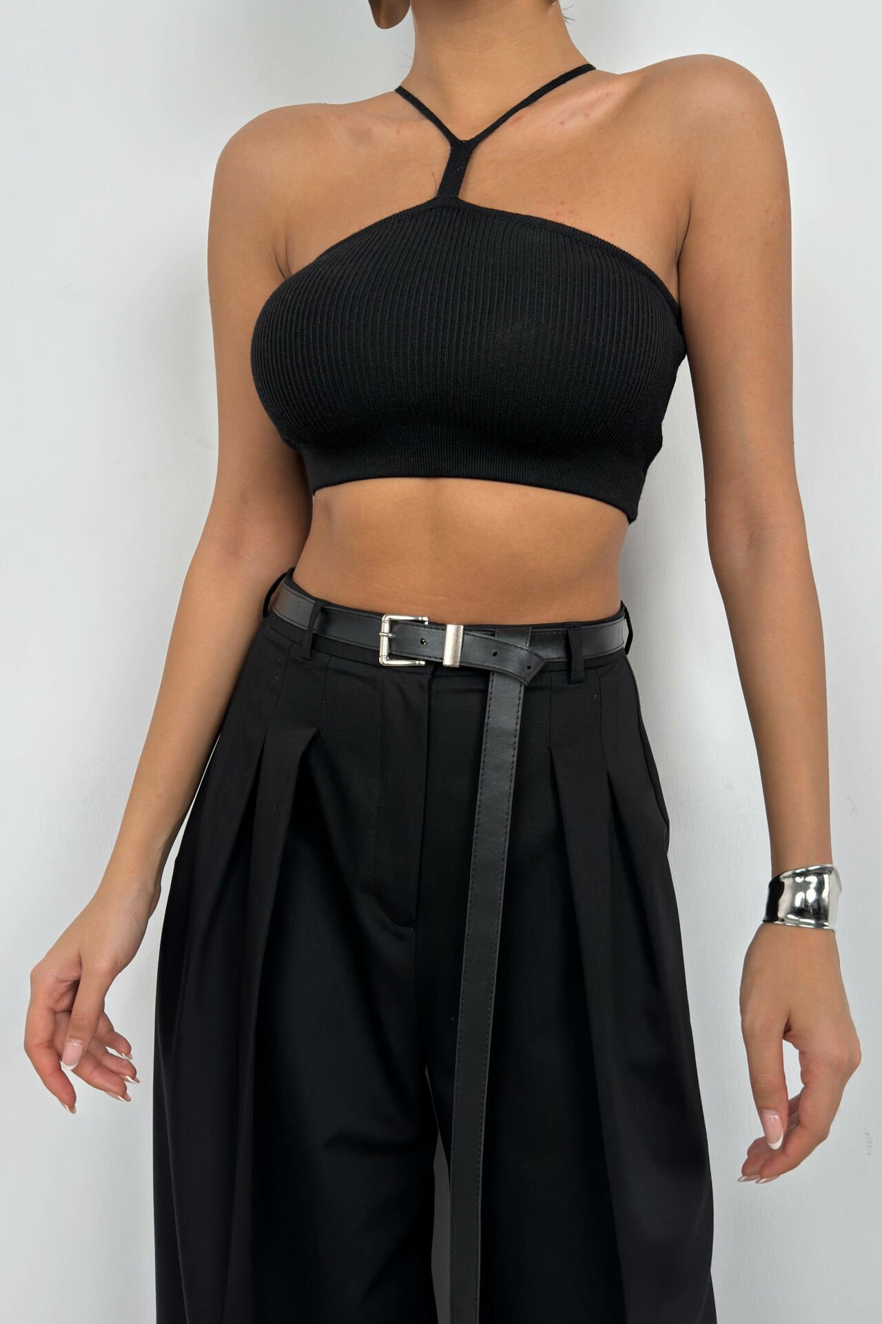 Toptan Pencere Detay Fitilli Siyah Crop