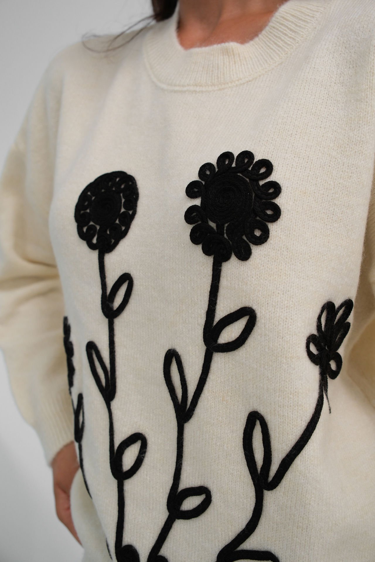 Wholesale Motif Oversize Knitted Sweater