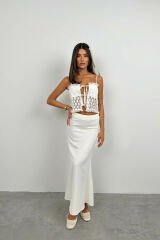 Toptan Dantelli Bağcık Detay Ekru Crop