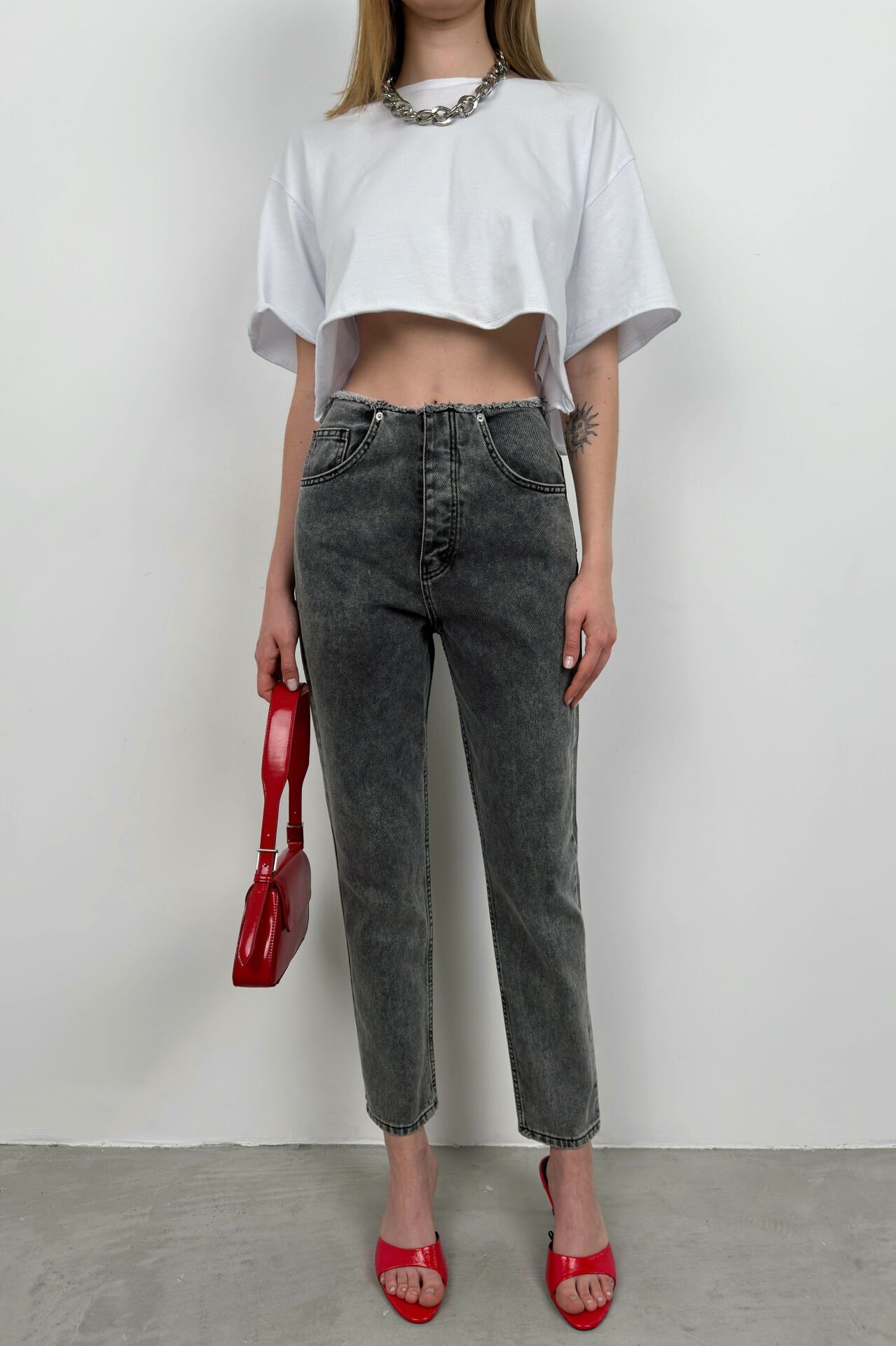 Wholesale Beltless Low Waist Gray Jeans