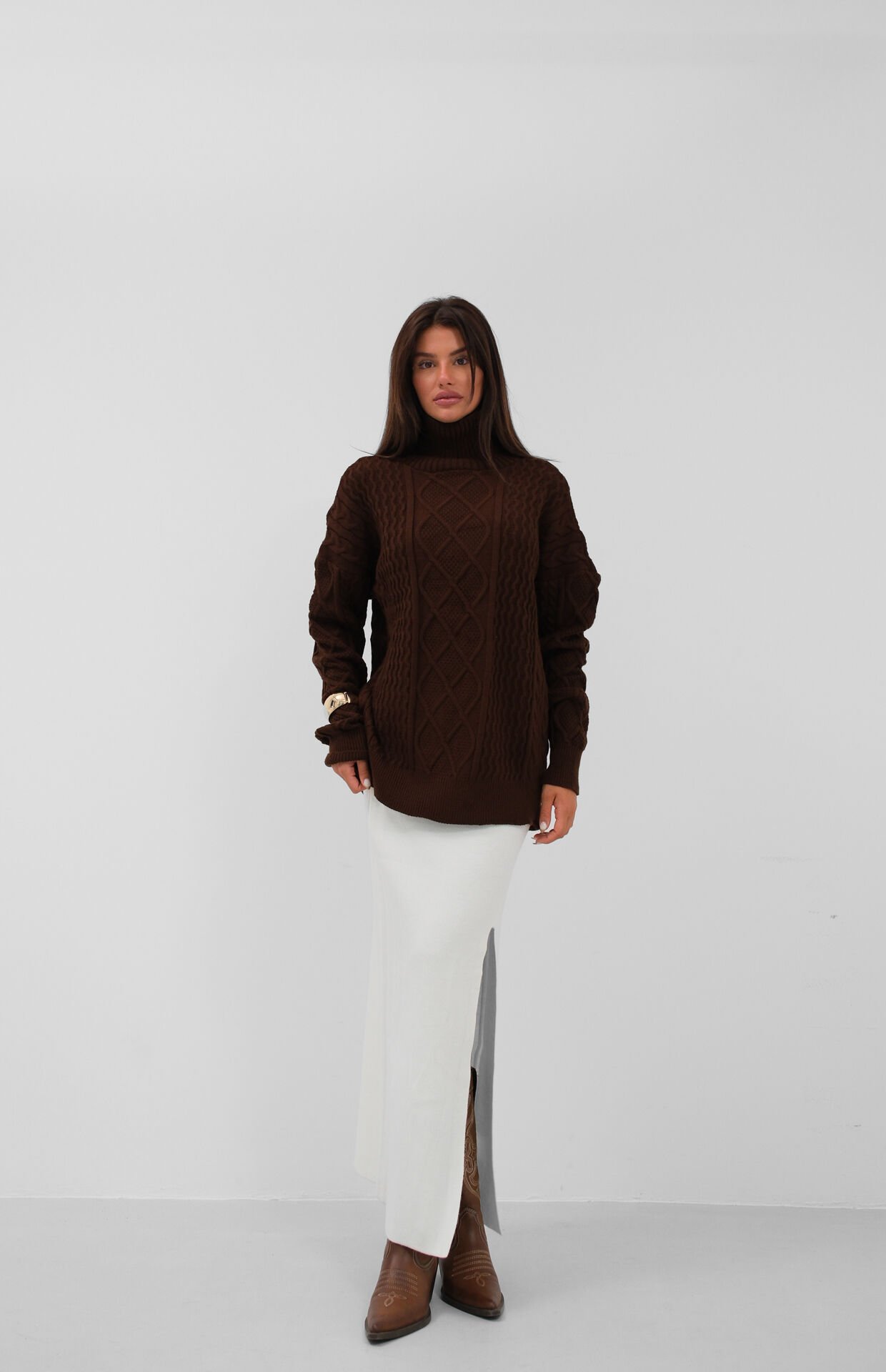 Wholesale Oversize Turtleneck Brown Knitted Sweater