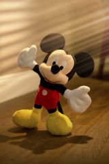 Sevdiklerinizi Resmi Lisanslı Disney Mickey Mouse Peluş 25cm. ile Mutlu Edin!