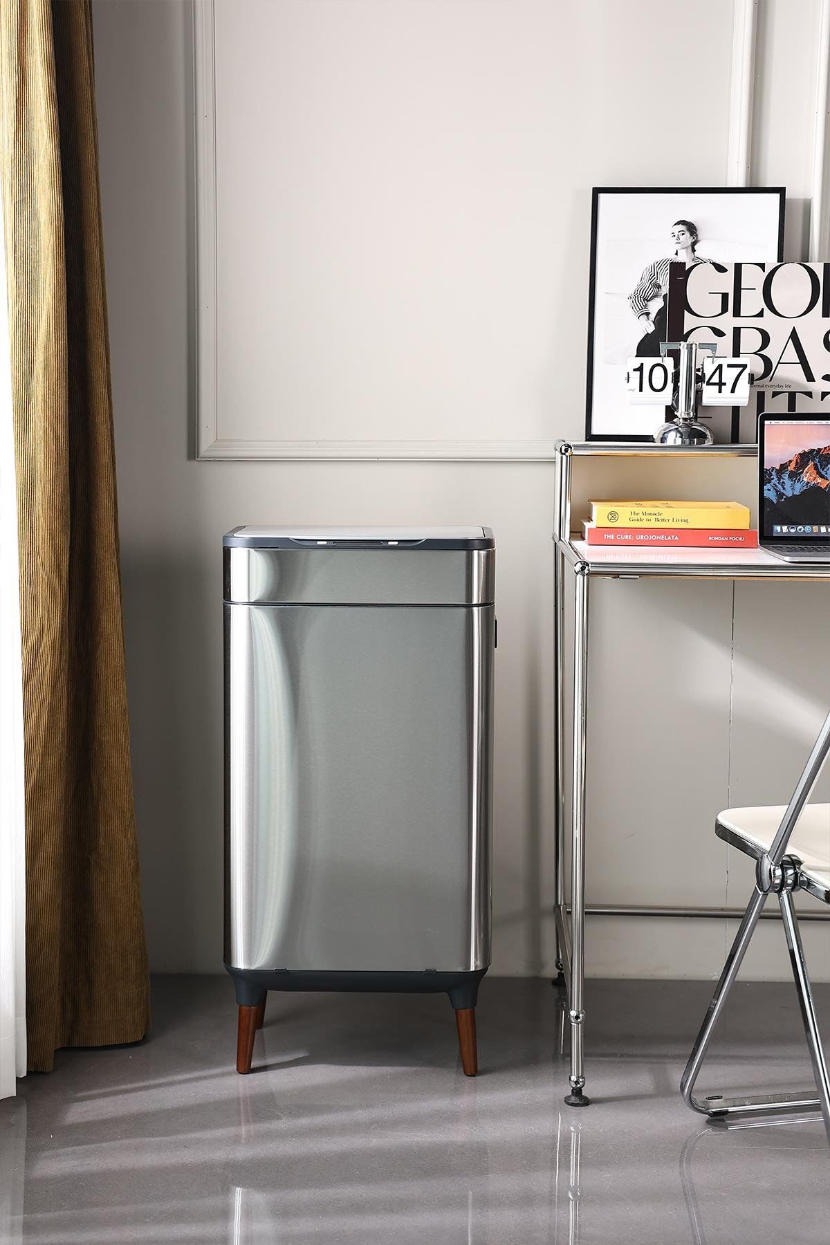 Ahşap Ayaklı Sensörlü Ozon Çöp Kovası