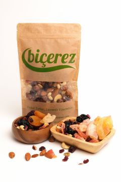 Karışık Kuruyemiş ve Kurutulmuş Taze Meyveler 500 GR