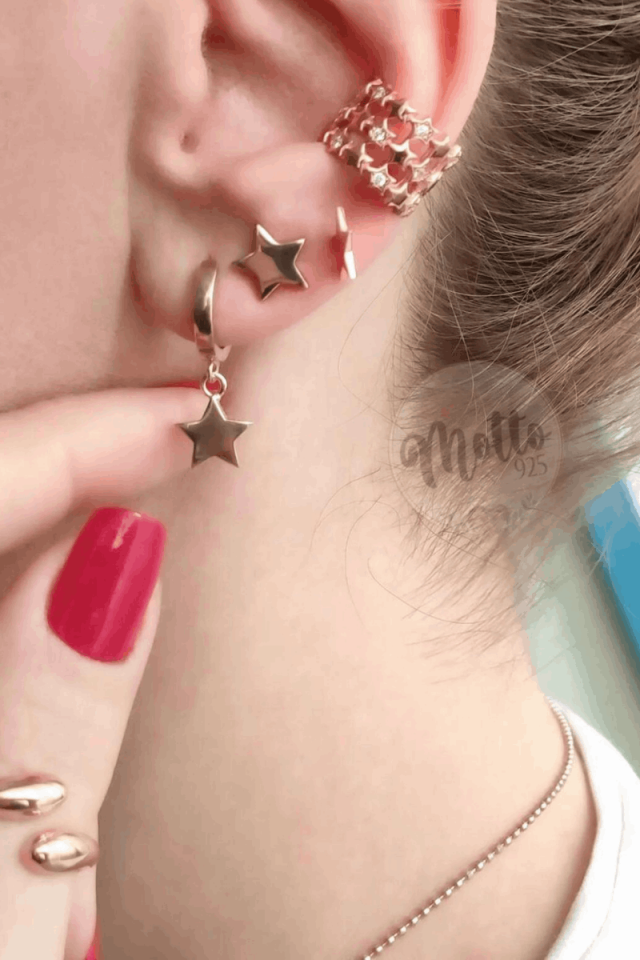 Üç Sıra Beyaz Taşlı Yıldız Figürlü Earcuff Küpe