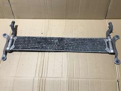 (668)Porsche AUDI Q7 4L turbo soğutma radyatör 7L6121212B