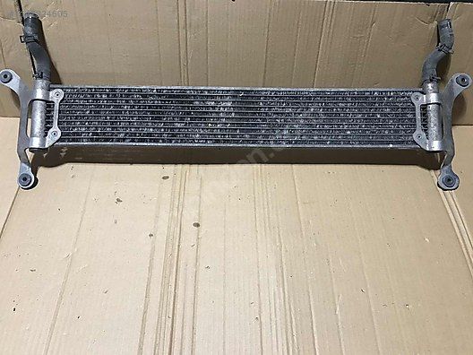 (668)Porsche AUDI Q7 4L turbo soğutma radyatör 7L6121212B