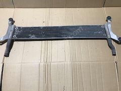 (668)Porsche AUDI Q7 4L turbo soğutma radyatör 7L6121212B