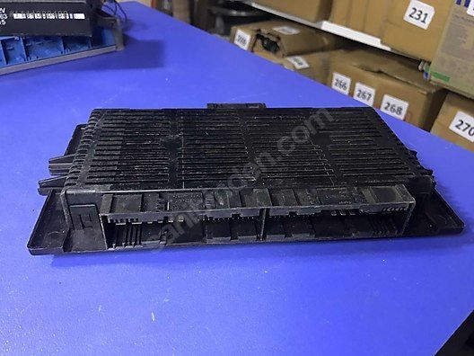 (418)BMW E81 E87 E90 KONTROL ÜNİTESİ 6961137 6961624
