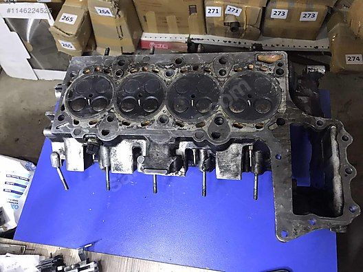 (612) BMW (E81/E87) 118d 2005 SİLİNDİR KAPAĞI 778587607